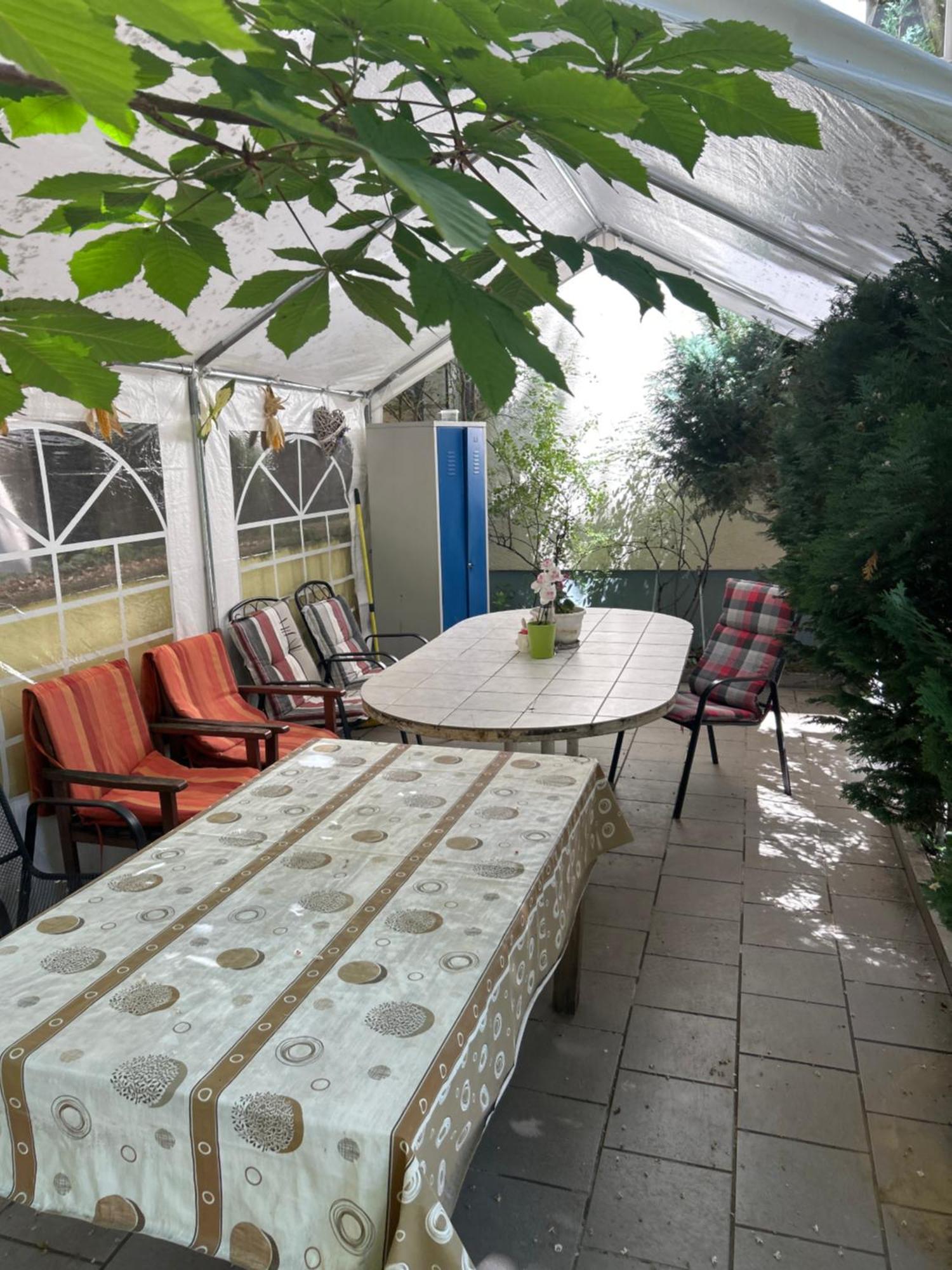 Haydn Guest house 2*